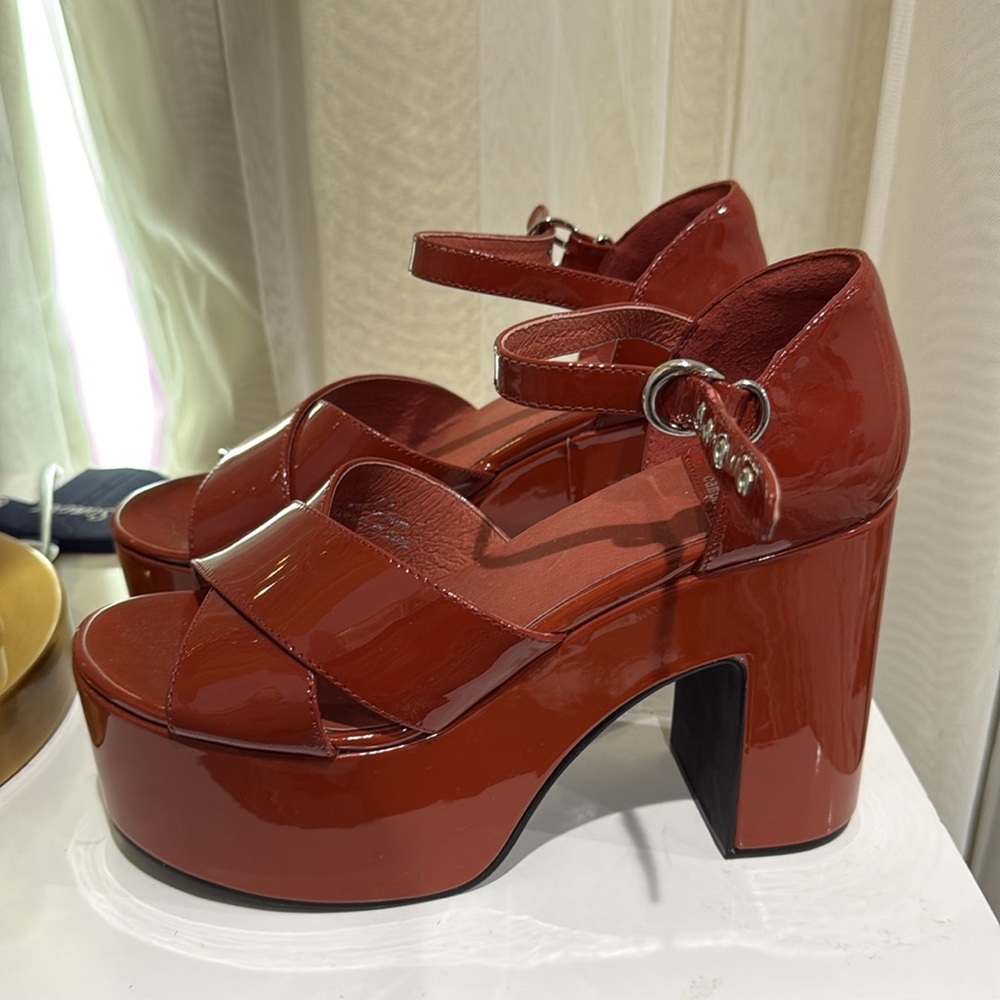 Jeffrey Campbell Platform Sandals - Picture 2 of 4